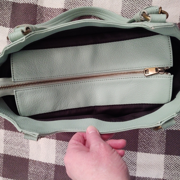 The Sak Kori Purse - Picture 10 of 16